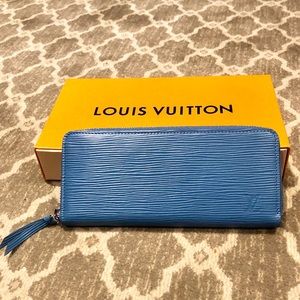Louis Vuitton Blue Epi Long Zip Wallet
